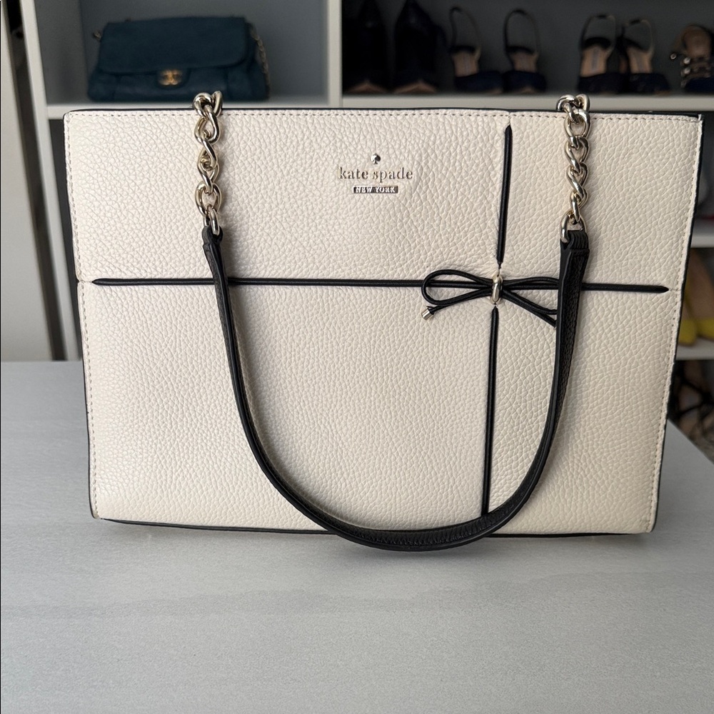 Kate Spade Cream and Black Shoulder Bag